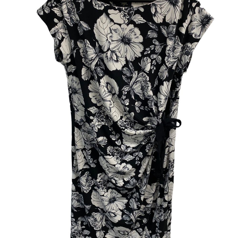 TAYLOR for a pea in the pod ( maternity)‎ black and white dress size medium